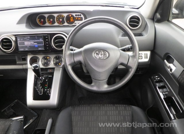 
								TOYOTA COROLLA RUMION 2015 full									