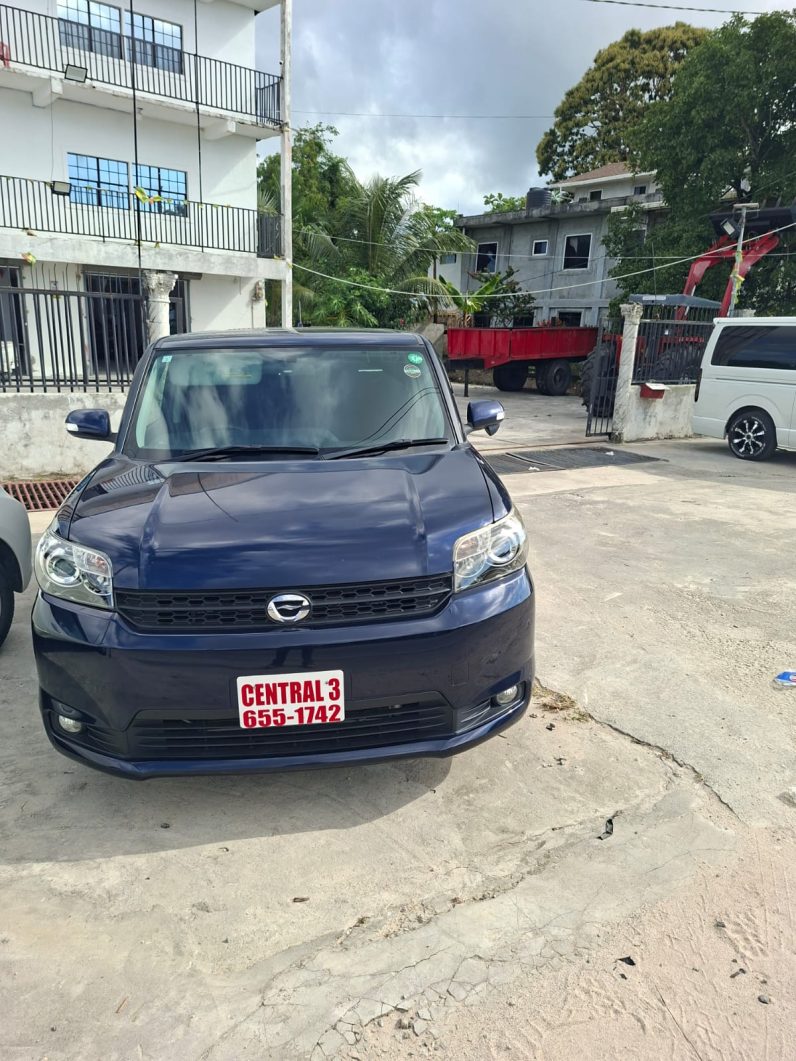 
								TOYOTA COROLLA RUMION 2015 full									