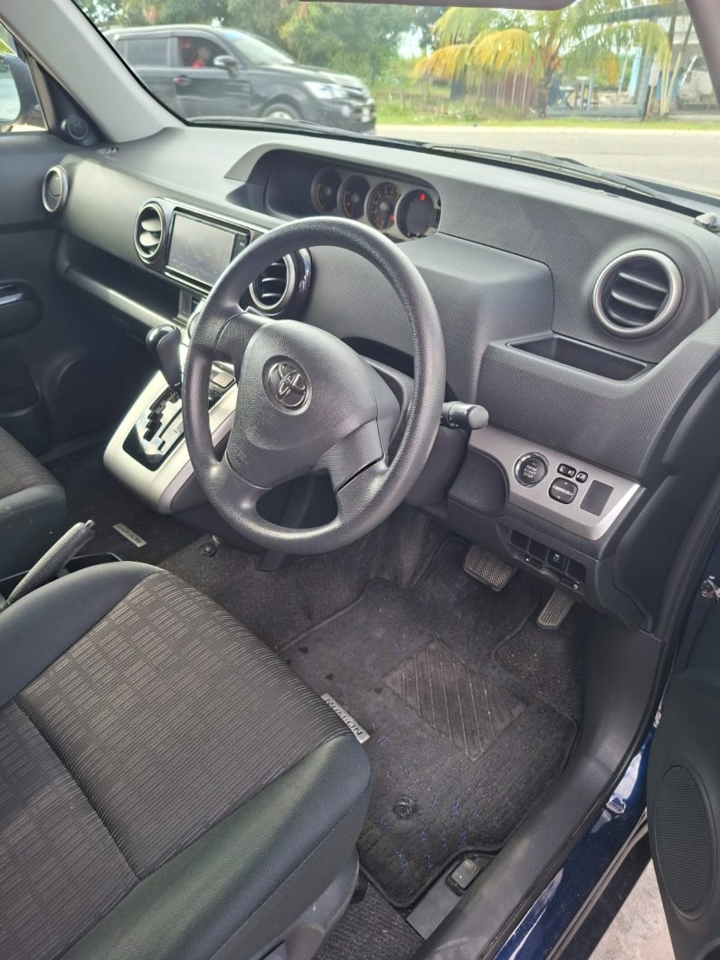 
								TOYOTA COROLLA RUMION 2015 full									