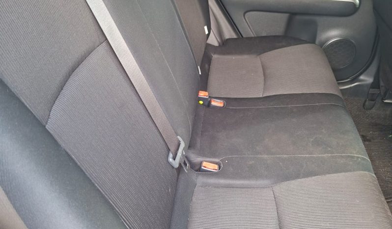 
								TOYOTA COROLLA RUMION 2015 full									