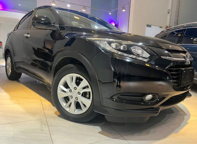 
								HONDA VEZEL 2016 full									