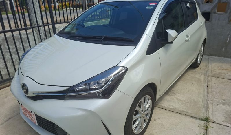 
								2015 TOYOTA VITZ full									