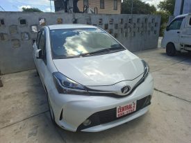 2015 TOYOTA VITZ