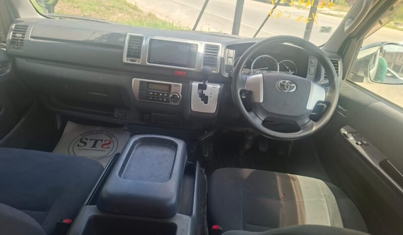 
TOYOTA HIACE VAN 2016 SUPER GL full									