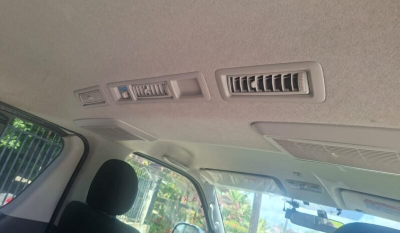 
TOYOTA HIACE VAN 2016 SUPER GL full									