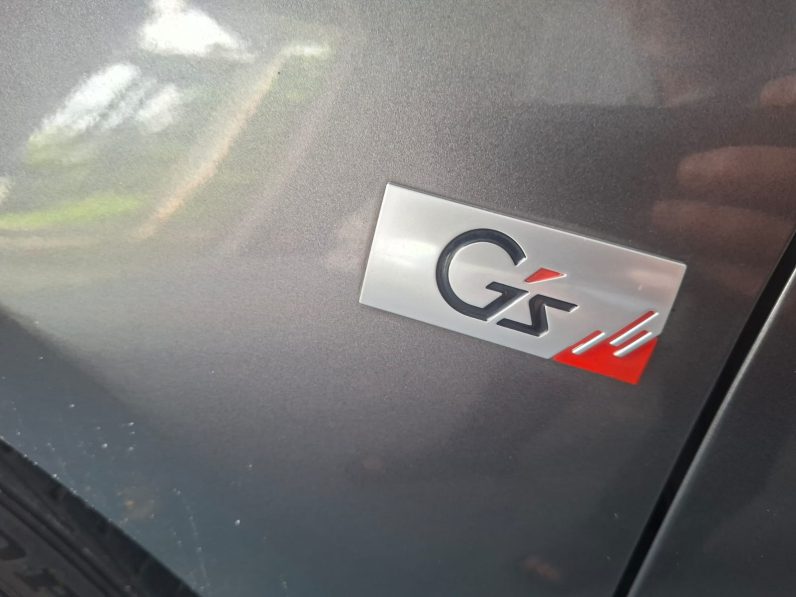 
								2014 vitz g MODELS full									