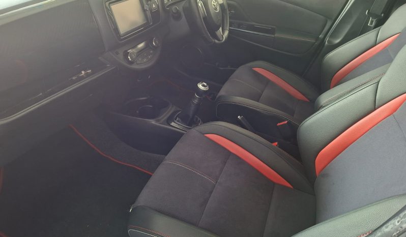 
								2014 vitz g MODELS full									