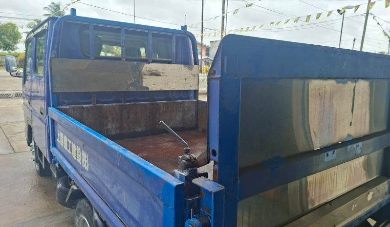 
								2005 Mitsubishi canter 4M42 full									