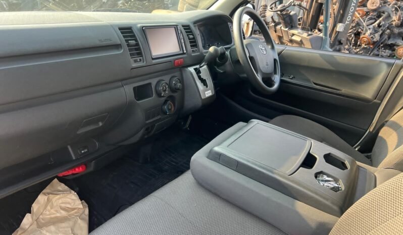 
2015 Hiace full									