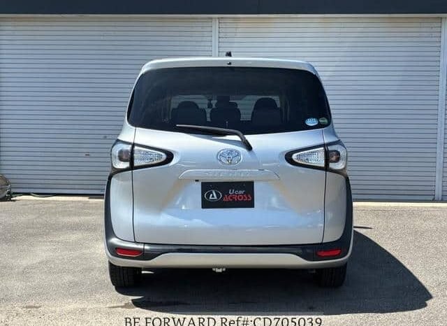
2015 TOYOTA SIENTA full									