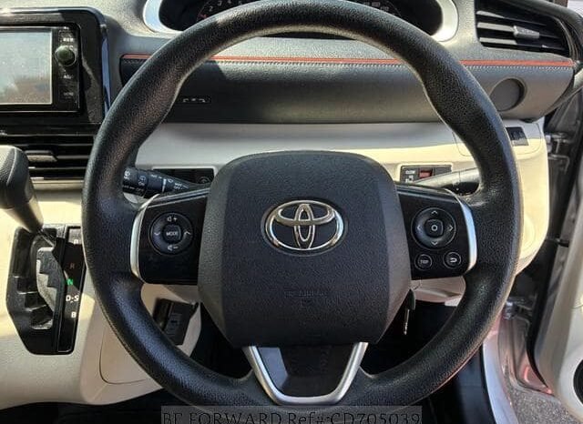 
2015 TOYOTA SIENTA full									
