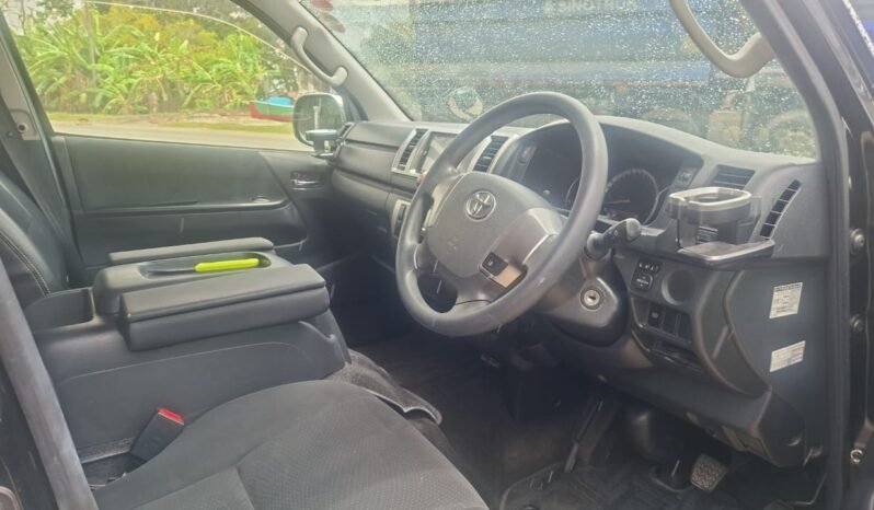
2019 TOYOTA HIACE VAN  SUPER GL 5D full									