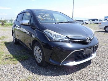 TOYOTA VITZ 2014 Black